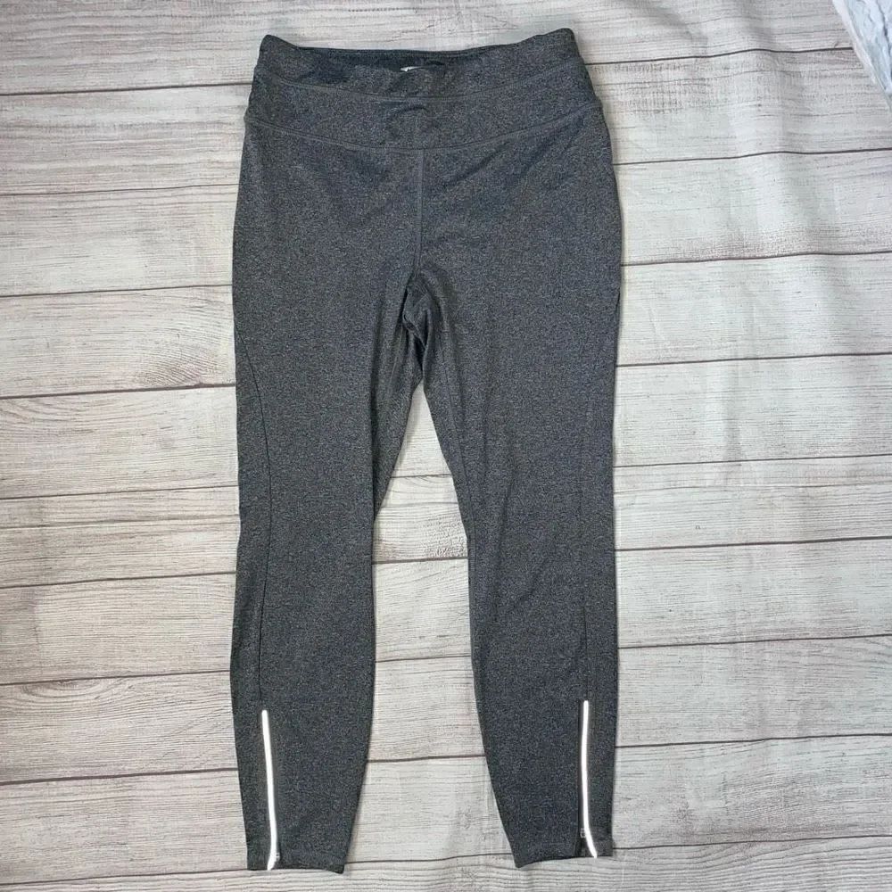 Reebok performance women L dri fit compression legging capris grey
